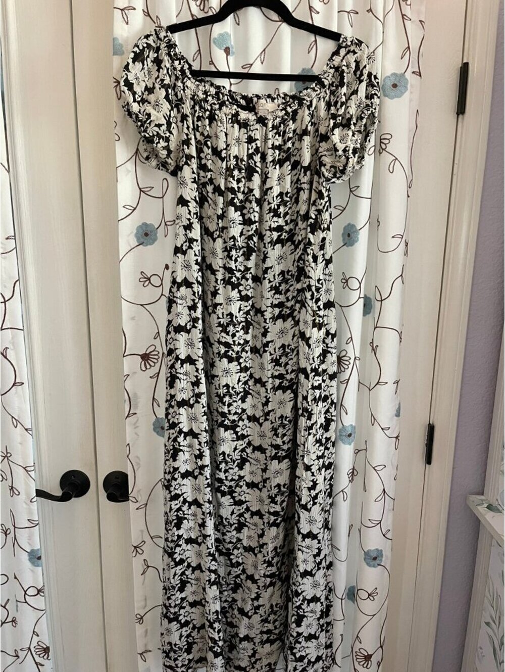 New Without Tags | LOFT | M | Black White Floral Off Shoulder Maxi Dress - Picture 2 of 7